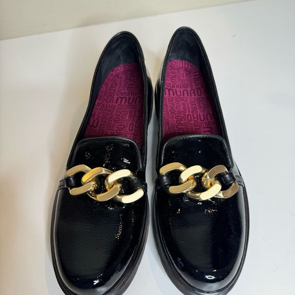 Shoes - Munro Viv Chic; with panache black patten